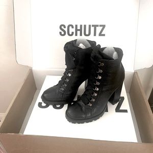 Schutz Zara Lace-Up Boot
Size 6.5